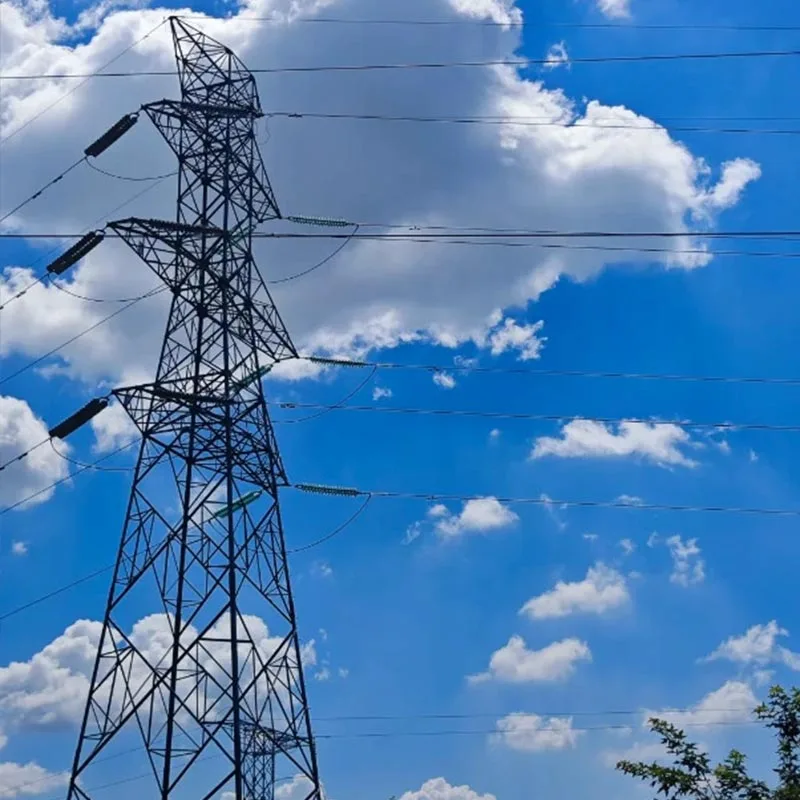 330kV transmissionslinje vinklet ståltårn